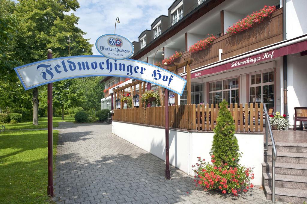 Отель Feldmochinger Hof Мюнхен Экстерьер фото